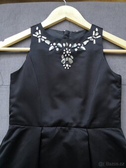 Černé šaty s kamínky - 3
