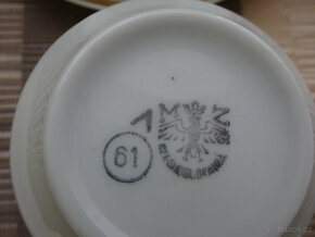 Šálky s podšálky - 3