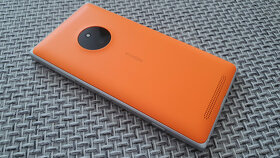 Nokia Lumia 830 Orange na ND - 3