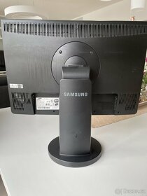 22" Monitor Samsung 2243WM /MY22WS stříbrný, repro - 3
