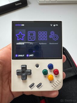 Retro herní konzole MIYOO MINI PLUS–120GB–bílá–TOP STAV - 3