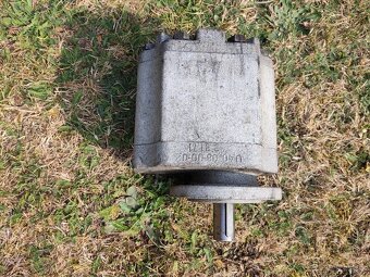 Hydraulické čerpadlo zubové - 3