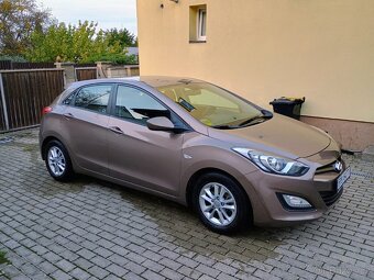 i30 HB, 1.4 Benzin - 3