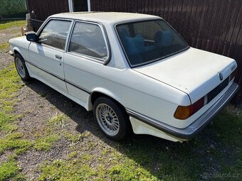 BMW 320 e21 - 3