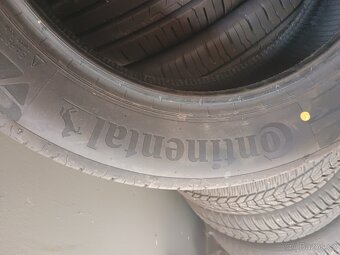 Continental EcoContact 215/55R17 - 3