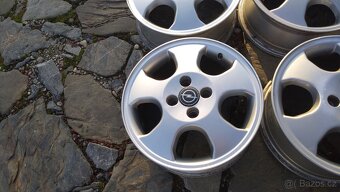 prodám originál al kola 15 4x100 na OPEL - 3