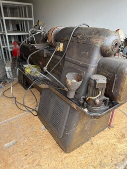Soustruh TOS SV 18R - 3