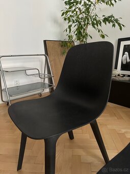 Antracitová židle Ikea ODGER - 3