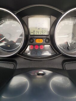 Piaggio MP3 ie - 3
