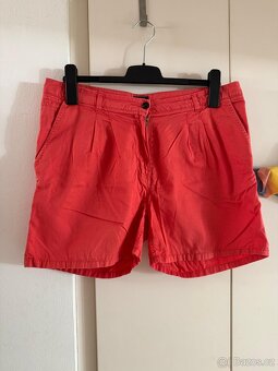 Červené plátěné kraťasy, H&M, vel. 40 - 3