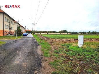 Pozemek Kupařovice 1251 m² - 3