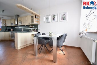 Prodej rodinného domu 213 m² - 3