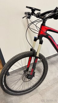 Giant karbón - 3