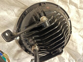 Cafe racer LED světlo a malé zrcátka, hodiny na řidítka - 3