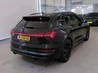 Audi E-tron 55 S Edition - 3