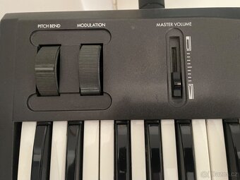 Korg X5D - 3
