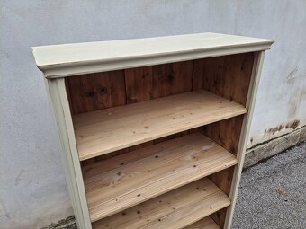 Knihovna starožitná po renovaci - 3