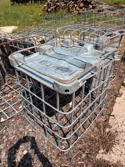 Prodám IBC klece (poničená paleta) - 3