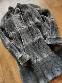 Pravý dámský kožešinový kabát, kožešnictví Slezák - 3