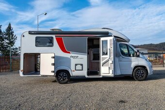 Autokaravan 2022 Bürstner IXEO 726G – Plne vybavený 🚐✨ - 3