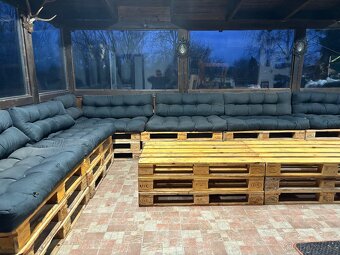 Sedačka z palet - 3