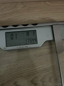 Digitální osobní váha do 180kg - 3