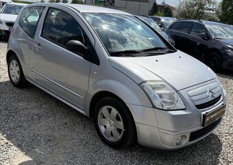 Citroën C2 1,4 97tKm EXCLUSIVE DIGIKLIMA benzín manuál 54 kw - 3