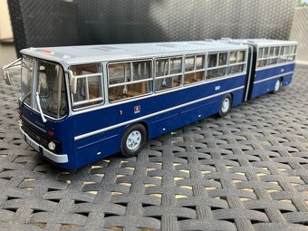 Ikarus 280 BKV Budapešť 1:43 Premium Classixxs - 3