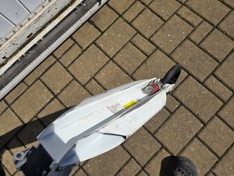 Koloběžka CAROMA 200mm kolečka/s dvojitým odpružením - 3