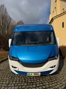 INTEGROVANÉ OBYTNÉ AUTO MC LOUIS NEVIS 873 - 3