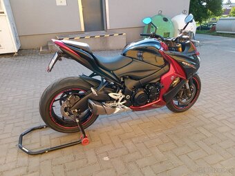 Suzuki GSX-S 1000 F - 3