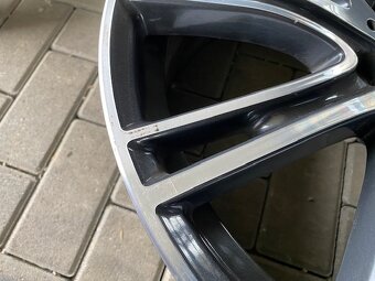 BMW 5 G30 31 INDIVIDUAL DISK KOLESO 20" ET30 - 3