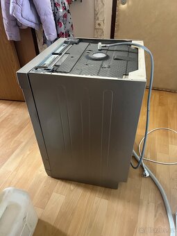 Myčka Amika rok stara - 3