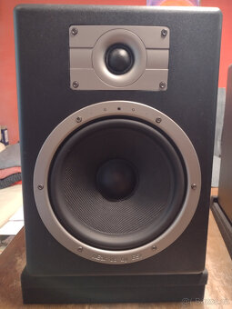 studio monitory ESI nEar08 - 3
