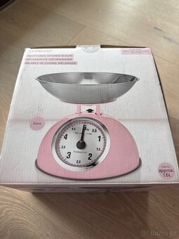 Mechanická kuchyňská váha 0-5kg - 3
