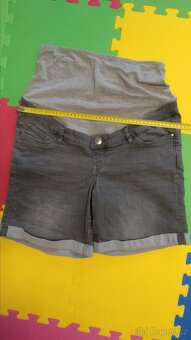 Těhotenské riflové kraťasy, vel. 40 - 3