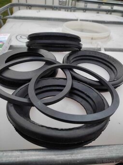 Těsnění, manžeta pro potrubí KG DN100/110mm PROSTĚJOV - 3