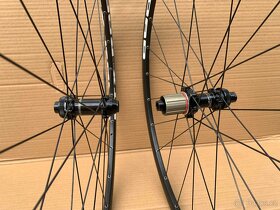 Galusková kola REMERX RTX, FORCE Team Disc SP CL, DT Swiss - 3