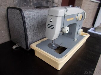 šicí stroj - 3