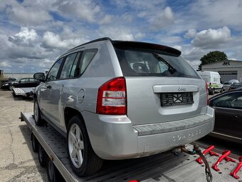 Jeep Compass 2.4 Sport - 3
