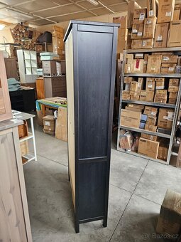 KNIHOVNA IKEA HEMNES - 3