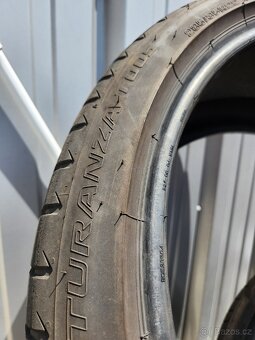 Letní pneu Bridgestone 285/35 R22 106Y - 3