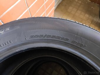 Prodám nové pneu Nexen 205/55R16 91V - 3