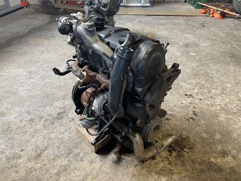 Prodám motor 1.9 TDI AUY - 3