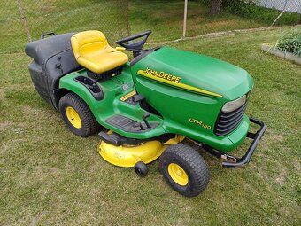 Sekaci zahradní traktor John Deere LTR 180 - 3