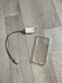 Iphone 11 128GB + nabíječka + kryt - 3