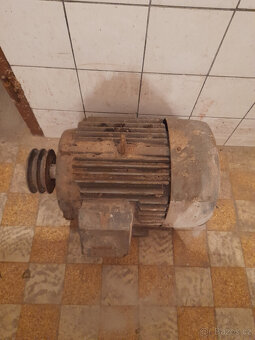 Hřídel okružní pila motor 4KW - 3