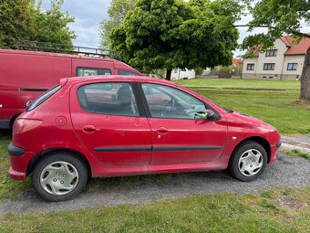 Peugeot 206 na náhradní díly - 3