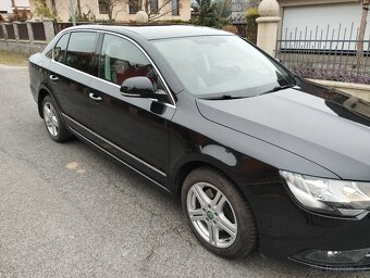 Skoda Superb 2013 - 3