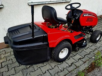 zahradní traktor MTD Hydro - 3